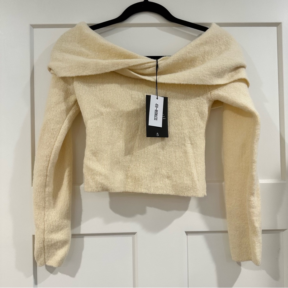 NWT 4th & Reckless Off-the-Shoulder Sweater